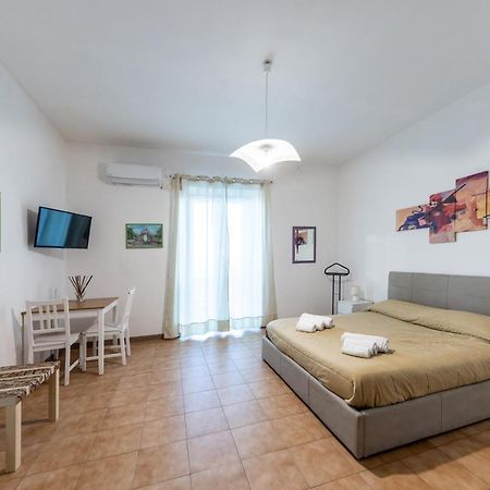 Street Art House Hotel Catania Bagian luar foto