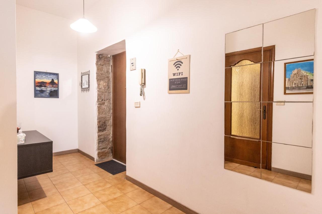 Street Art House Hotel Catania Bagian luar foto