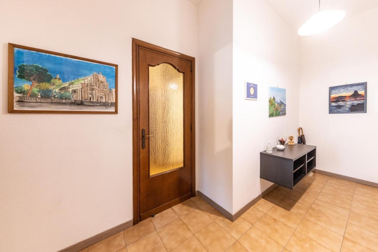 Street Art House Hotel Catania Bagian luar foto